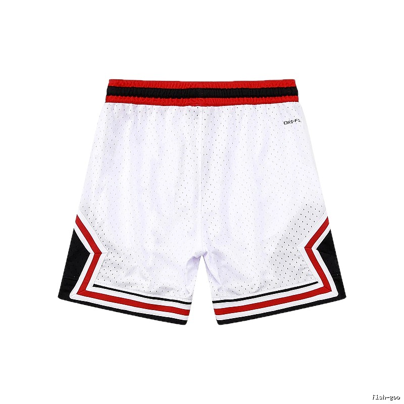 AJ sporty white shorts