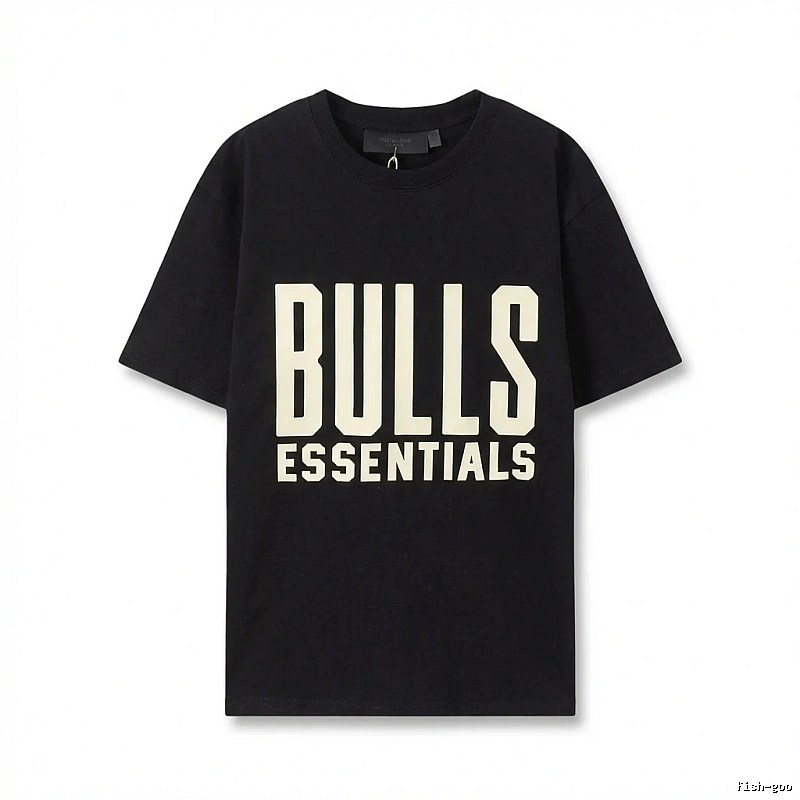 ESSENTIALS Bulls-style black T-shirt