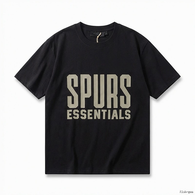 ESSENTIALS minimalist style black T-shirt