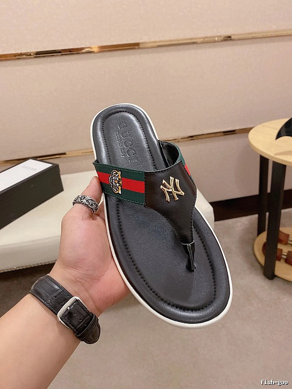 Gucci Co-branded Trendy Casual Black Flip-flops