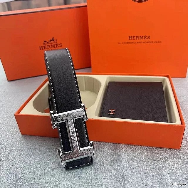 Hermes Gift-Ready Presentation Reversible Leather Belt Streetwear Look