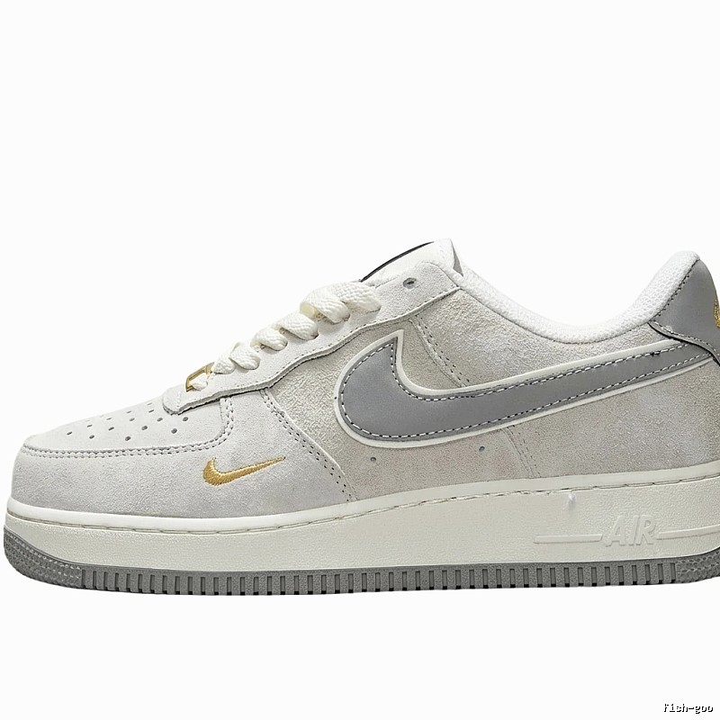Nike Air Force 1 retro white shoes