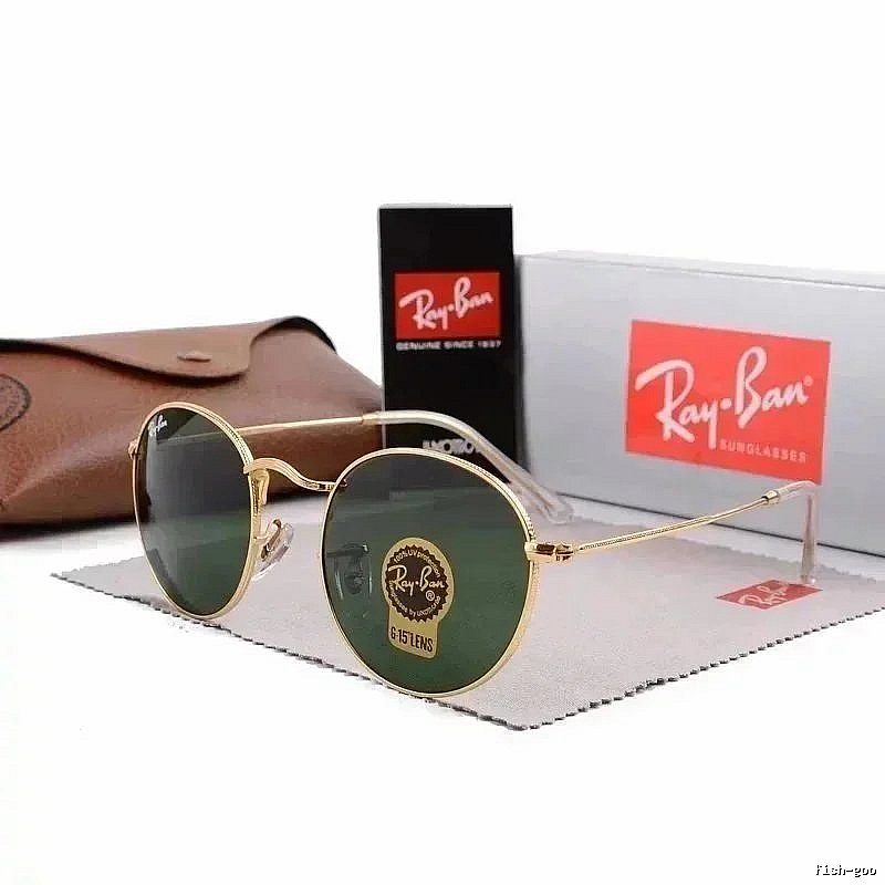 Ray-Ban Monogram Aviator sunglasses Metal Frame Sunglasses for Layered Styling