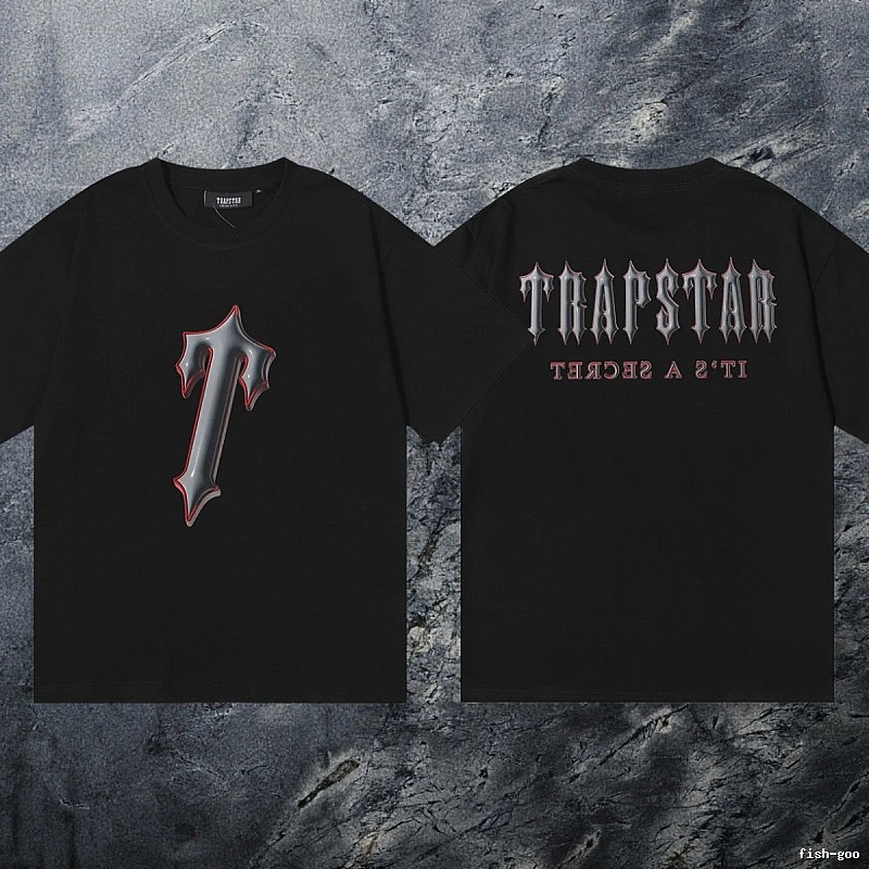 Trapstar Classic Keys graphic T-shirt Black White Key with Travel-Friendly Style