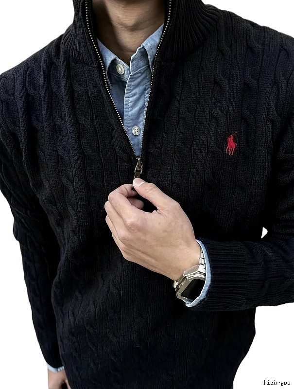 Vintage-style black sweater of Ralph Lauren